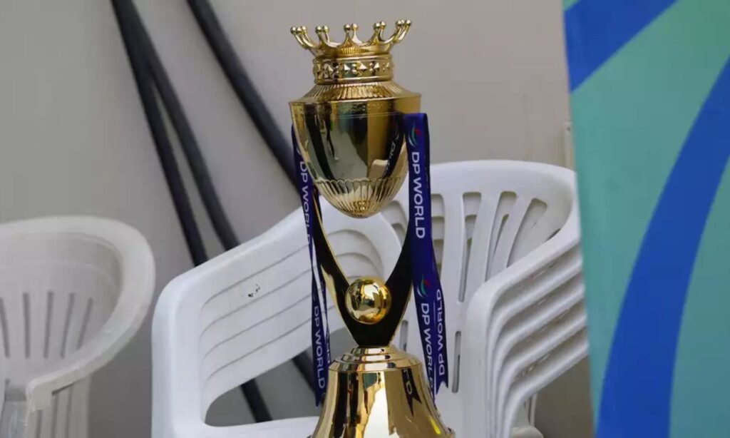 एशिया कप ट्रॉफी विवाद