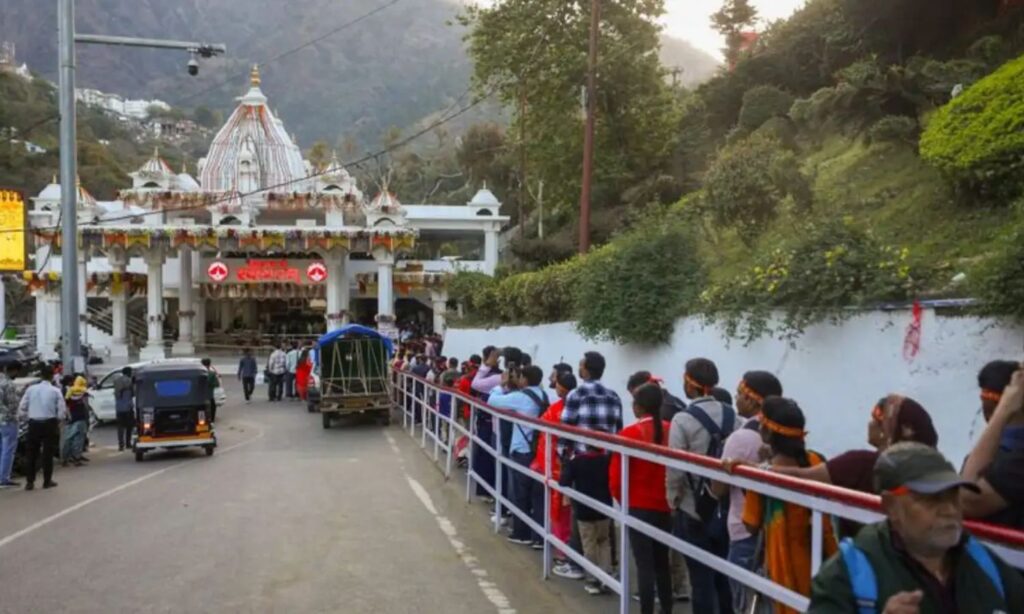 Vaishno Devi Yatra Suspended