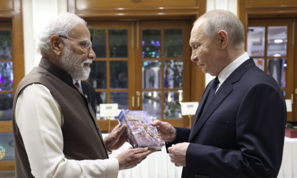 Modi gifted the Gita to Putin