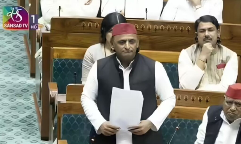 SP leader Akhilesh Yadav