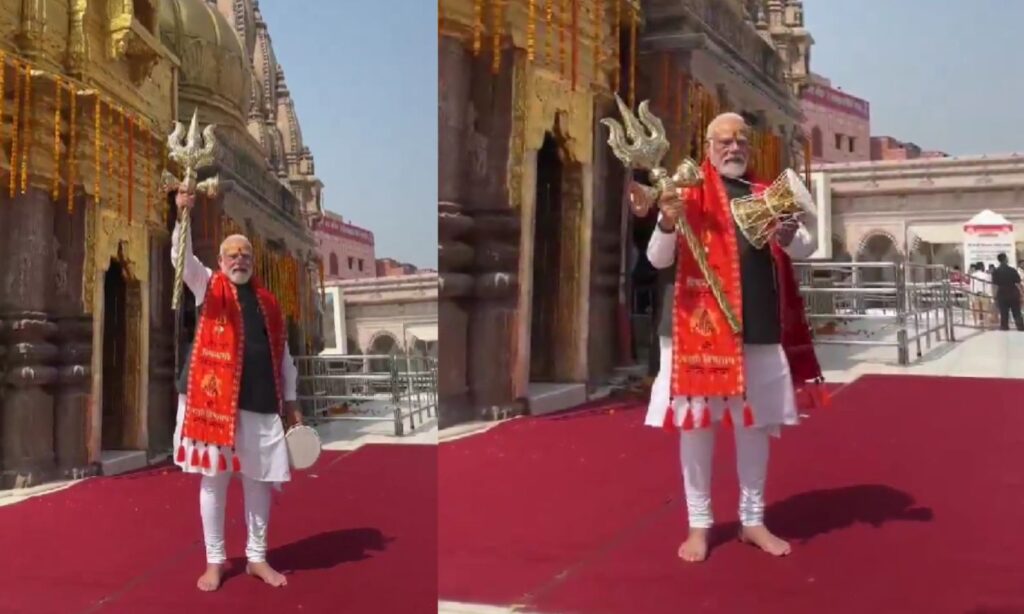 PM Modi in Kashi Vishwanath Temple