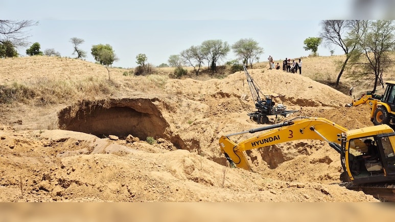 Panna Well Collapses
