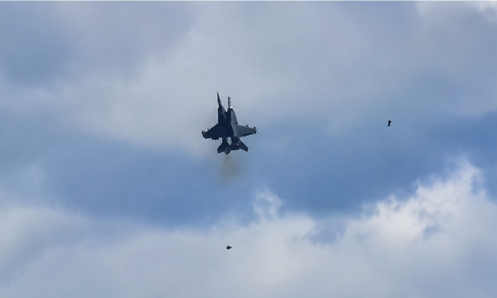America Fighter Jet Crash