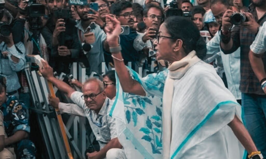 Mamata Banerjee Visits Strongroom