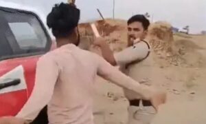 Betul Cop Assault Man